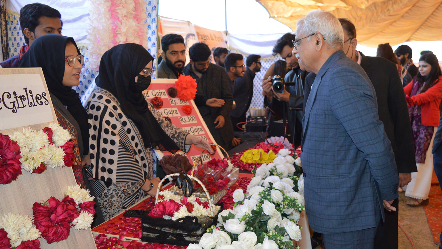 Dr. M. Ayub Alvi (PhD, Univ. Of Manchester, UK) Vice Chancellor